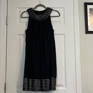 SLNY Sleeveless Black and Silver Dress